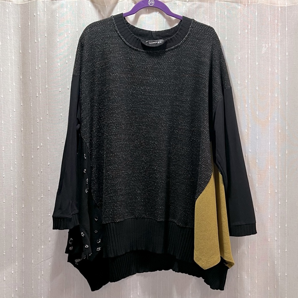 Alembika Black & Gold Mixed Fabric Sweater